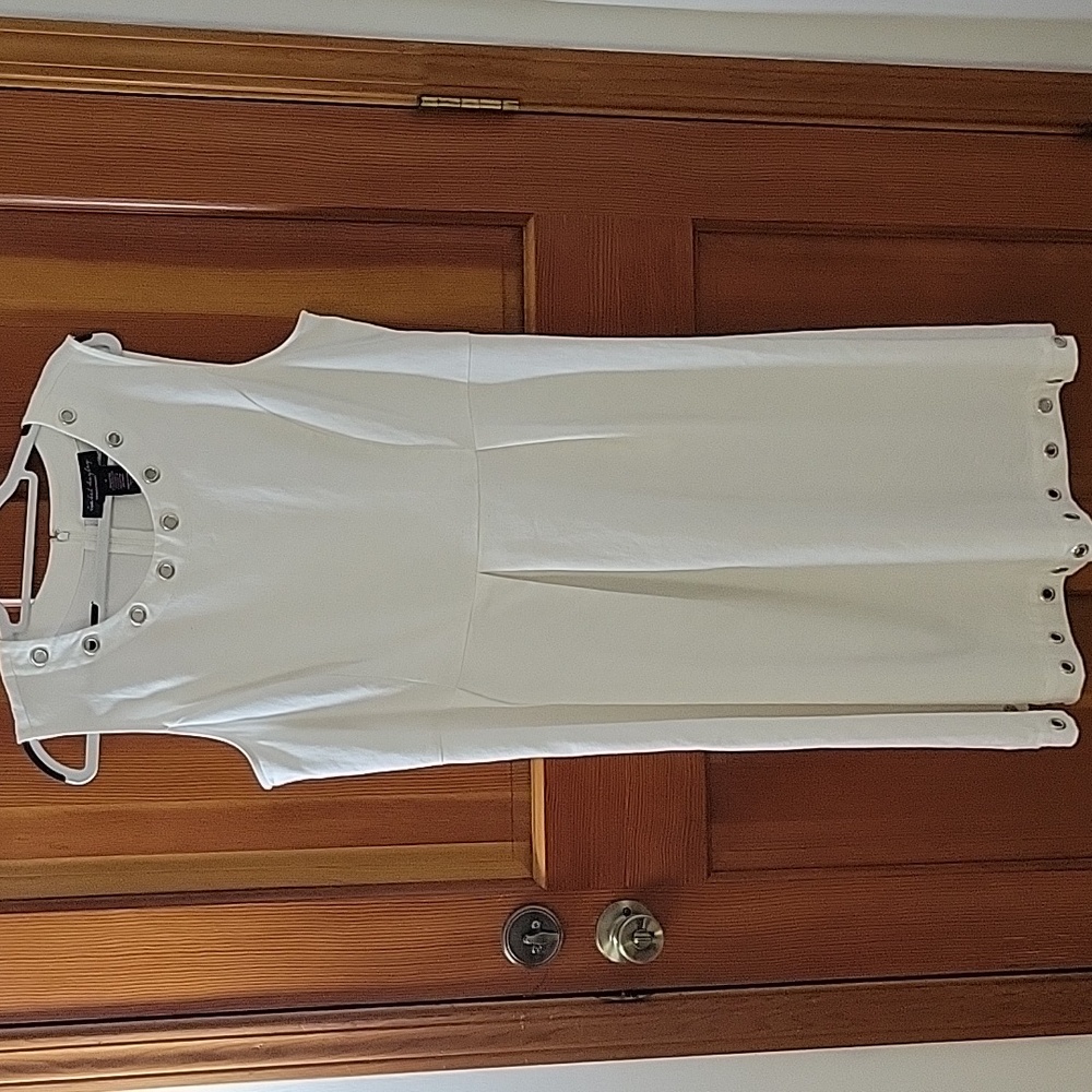 White Sleeveless Cotton Dress Size 18 Isabel Hayley